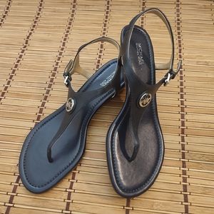 Michael kors "Ramona" Sandals, made in Vietnam, size 8m